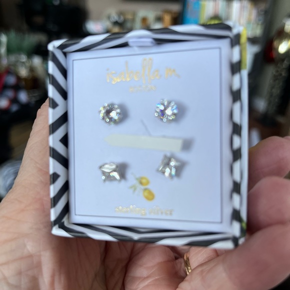 Isabella M. Boston Two Pairs of Sterling Silver Stud Earrings. Brand new! - Picture 3 of 4